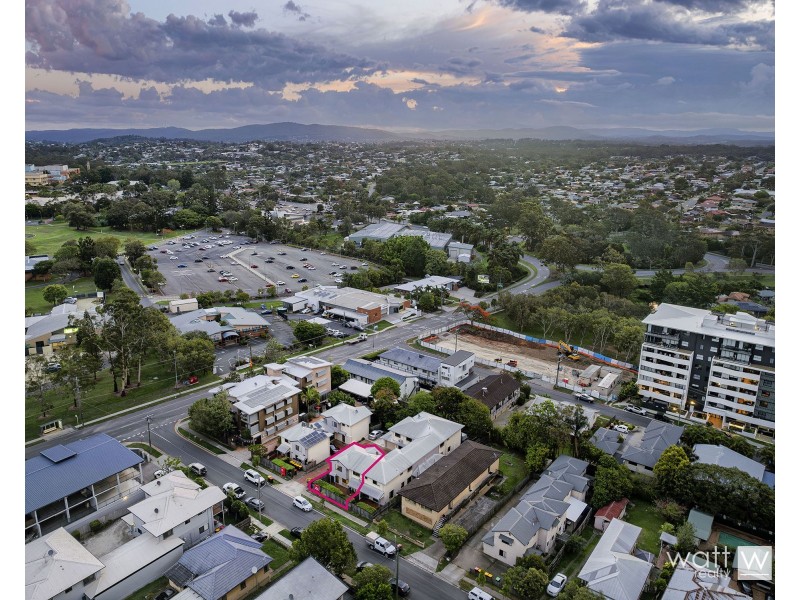 2/6 Western Avenue, Chermside QLD 4032