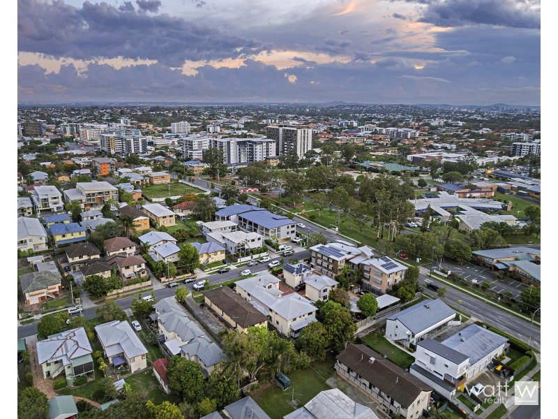 2/6 Western Avenue, Chermside QLD 4032