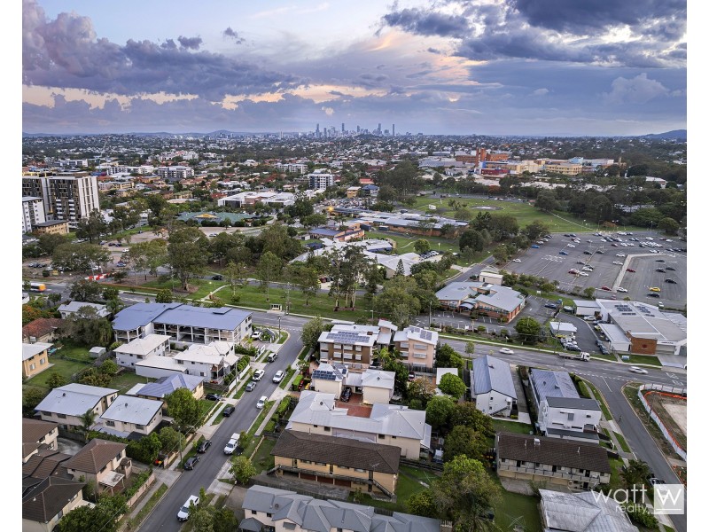 2/6 Western Avenue, Chermside QLD 4032