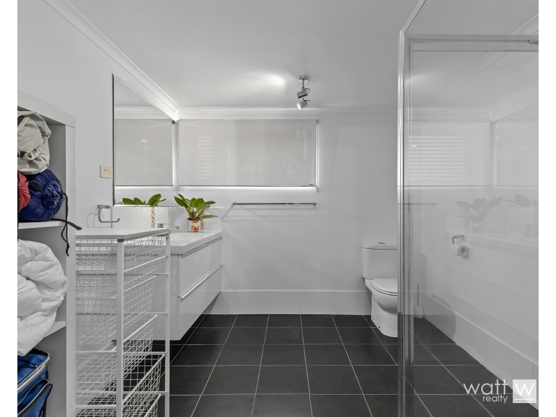 14 Kanofski Street, Chermside West QLD 4032