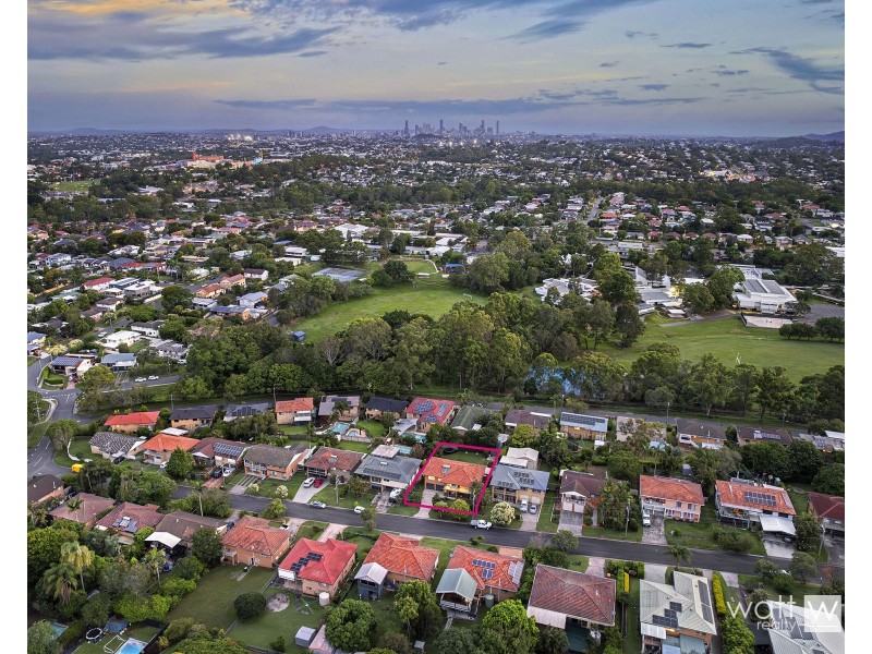 14 Kanofski Street, Chermside West QLD 4032