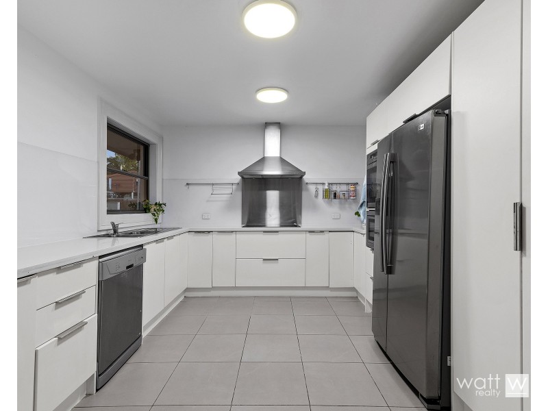 60 Maundrell Terrace, Chermside West QLD 4032