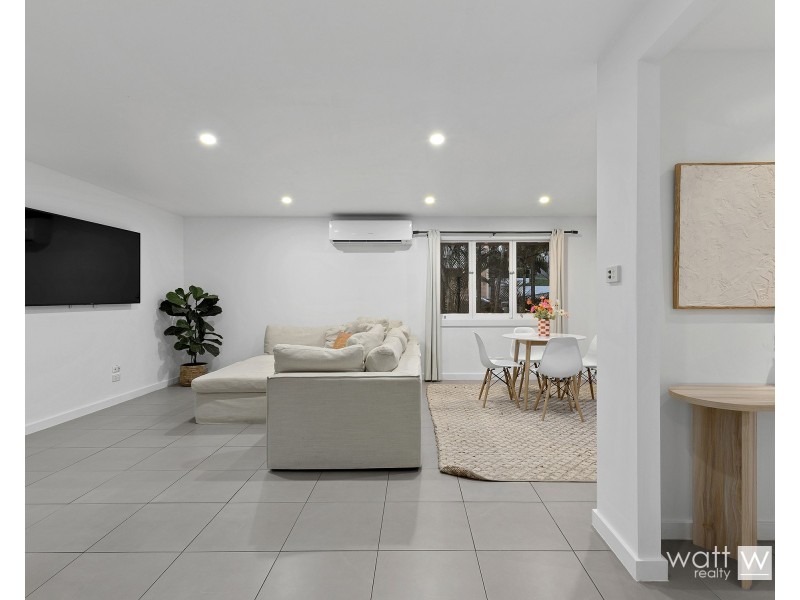 60 Maundrell Terrace, Chermside West QLD 4032