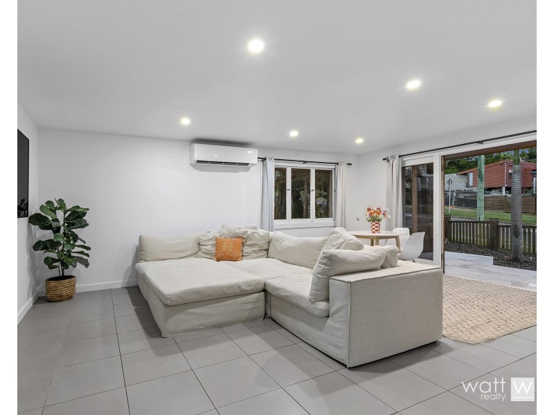 60 Maundrell Terrace, Chermside West QLD 4032