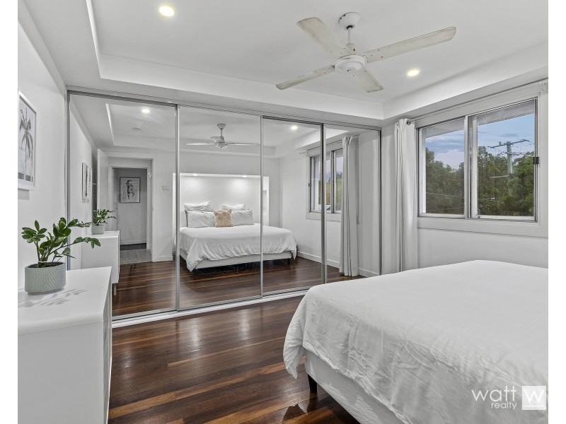 60 Maundrell Terrace, Chermside West QLD 4032