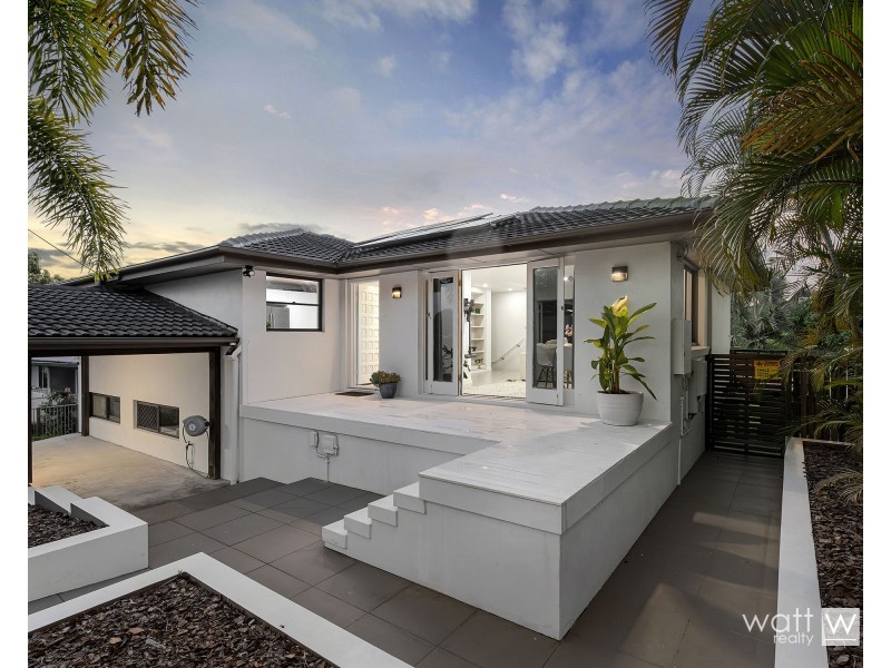 60 Maundrell Terrace, Chermside West QLD 4032
