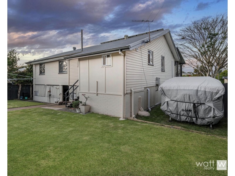 6 Dibbil Street, Chermside West QLD 4032