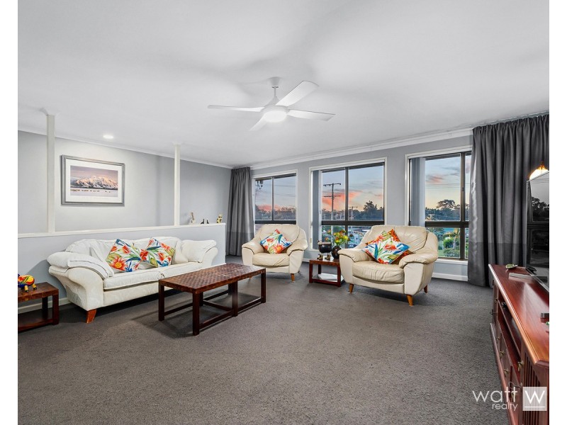 8 Cheltenham Street, Strathpine QLD 4500