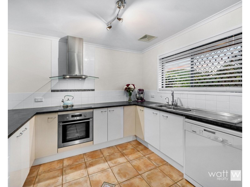 8 Cheltenham Street, Strathpine QLD 4500