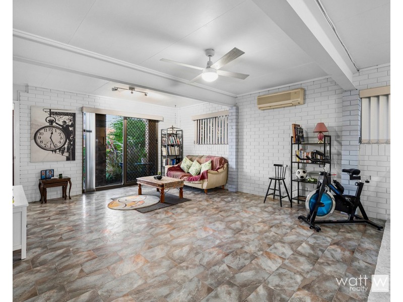 8 Cheltenham Street, Strathpine QLD 4500