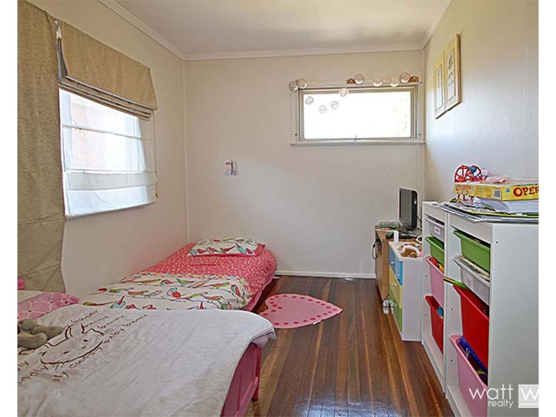 16 Railway Street, Nudgee QLD 4014