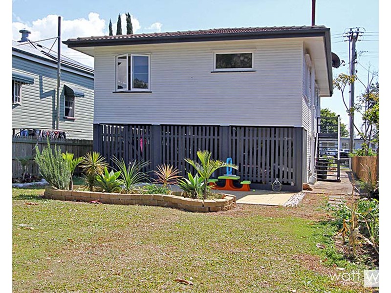 16 Railway Street, Nudgee QLD 4014