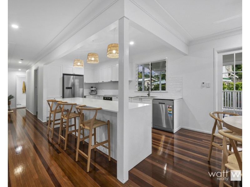 60 Chingford Street, Chermside West QLD 4032