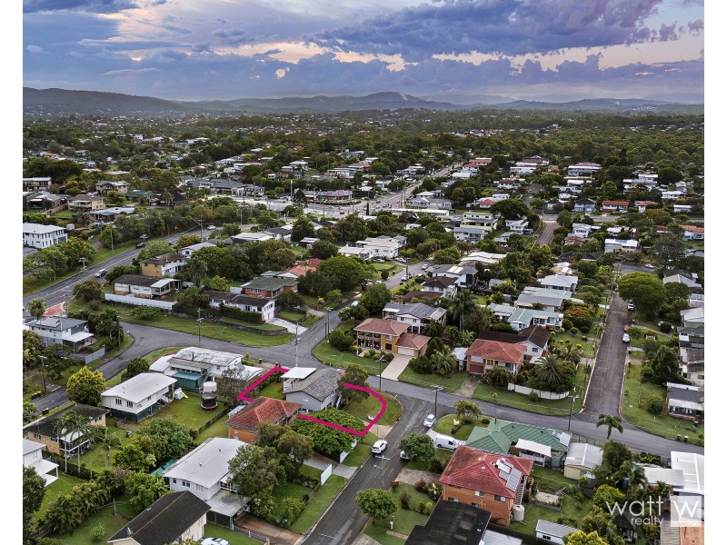 60 Chingford Street, Chermside West QLD 4032