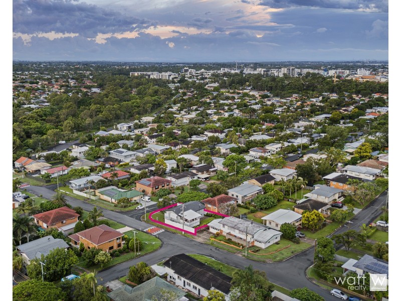 60 Chingford Street, Chermside West QLD 4032