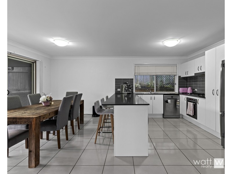 6 Bonney Court, Warner QLD 4500