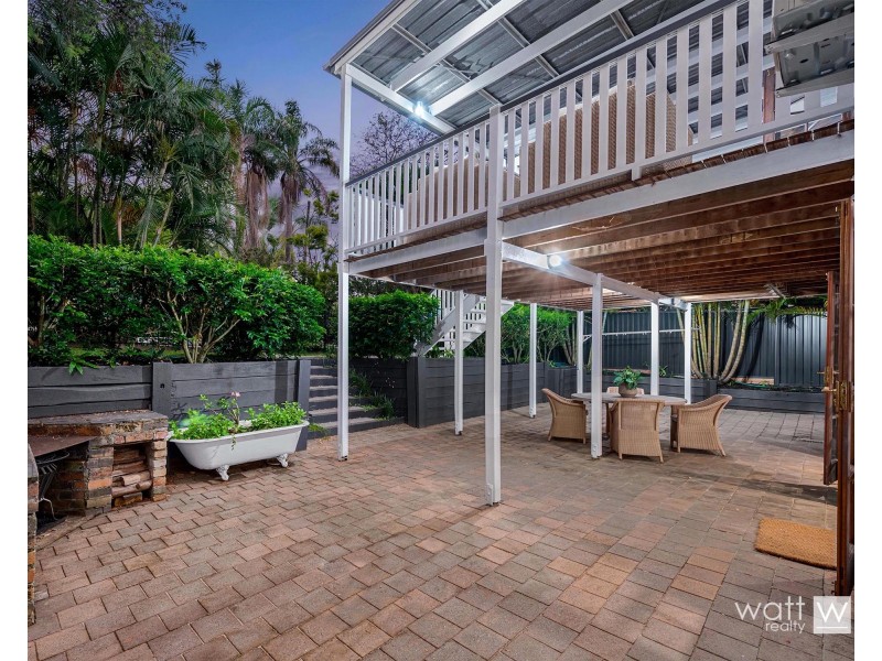 15 Cremorne Road, Kedron QLD 4031