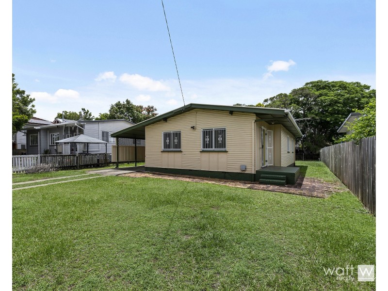 38 Hedge Street, Strathpine QLD 4500