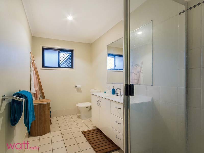15 Middle Barten Court, Bray Park QLD 4500