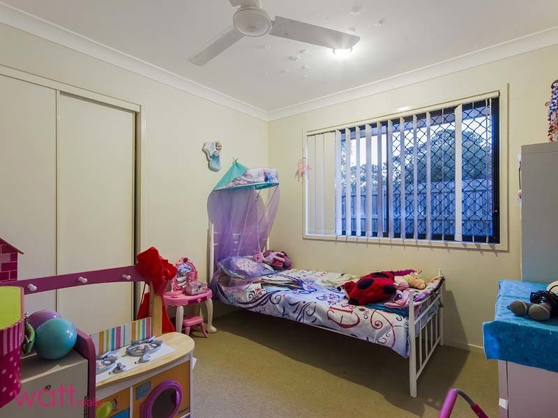 15 Middle Barten Court, Bray Park QLD 4500