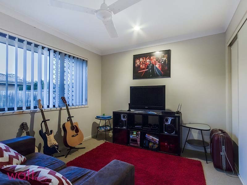 15 Middle Barten Court, Bray Park QLD 4500