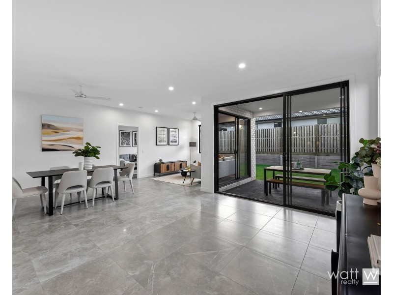 4 Aspen Circuit, Logan Reserve QLD 4133