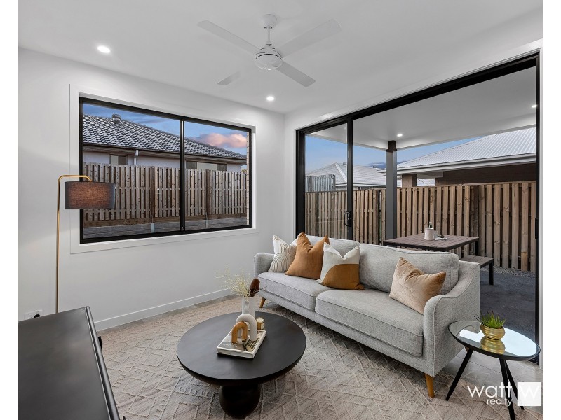 4 Aspen Circuit, Logan Reserve QLD 4133