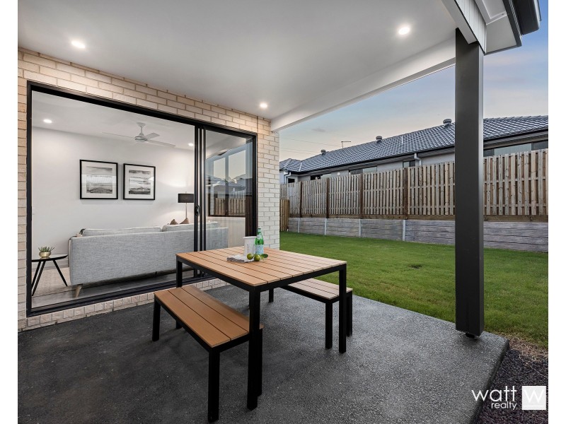 4 Aspen Circuit, Logan Reserve QLD 4133