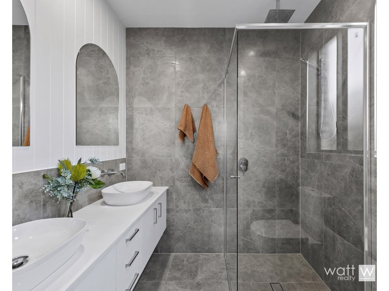 4 Aspen Circuit, Logan Reserve QLD 4133