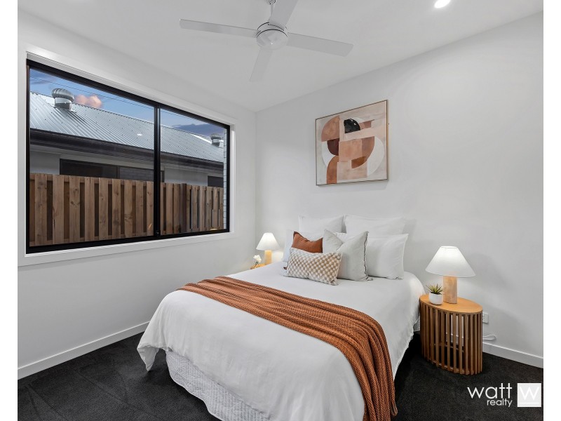 4 Aspen Circuit, Logan Reserve QLD 4133