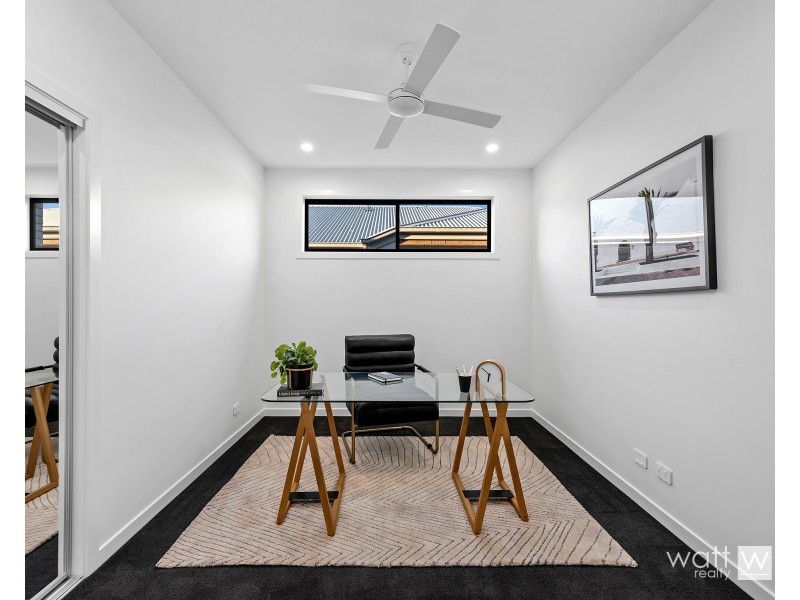 4 Aspen Circuit, Logan Reserve QLD 4133