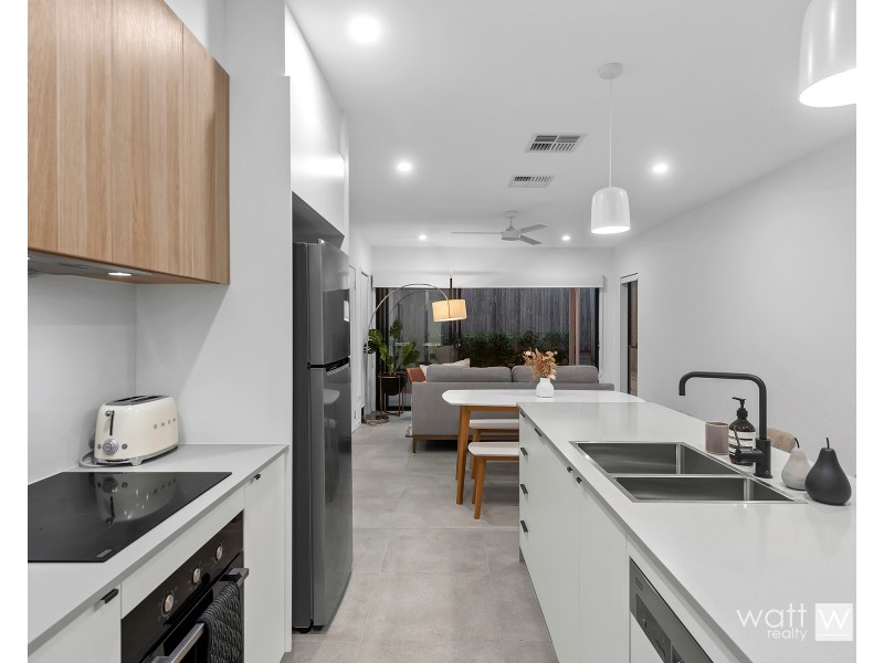 20 Erskine Avenue, Kedron QLD 4031