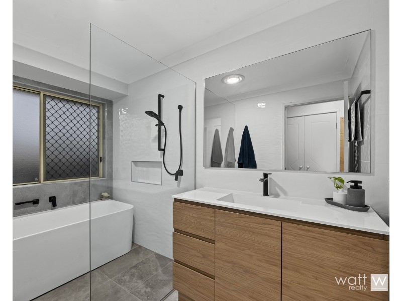 12 Bearke Place, Bracken Ridge QLD 4017