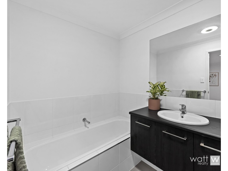 5 Desiree Lane, Warner QLD 4500