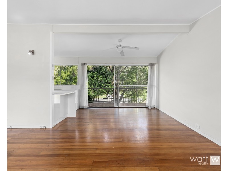 17 Kinnerton Street, Chermside West QLD 4032