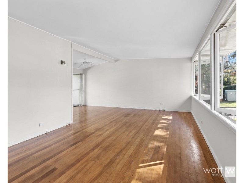 17 Kinnerton Street, Chermside West QLD 4032