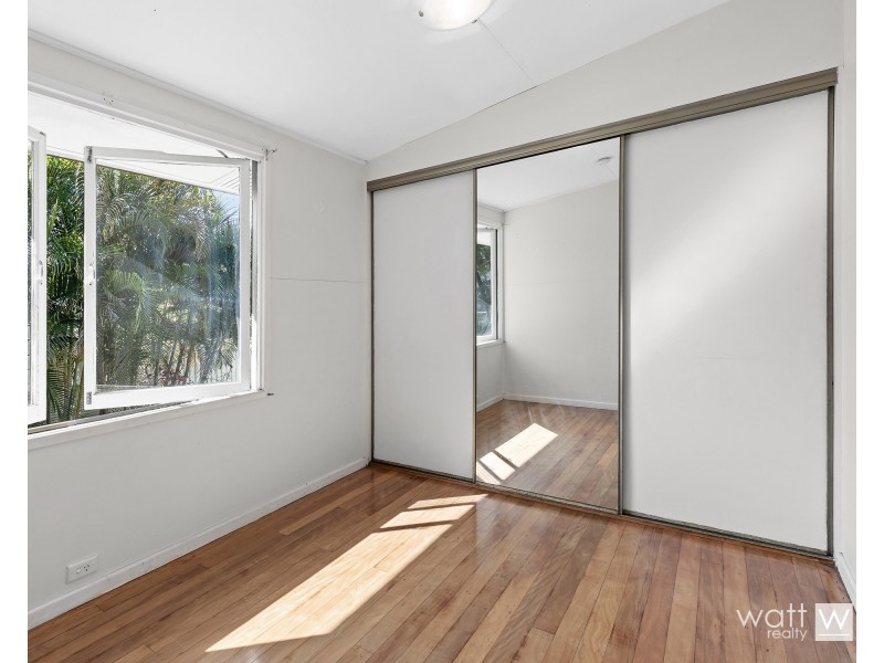 17 Kinnerton Street, Chermside West QLD 4032