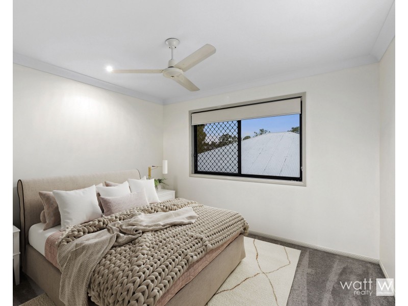 18 Petrie Crescent, Aspley QLD 4034