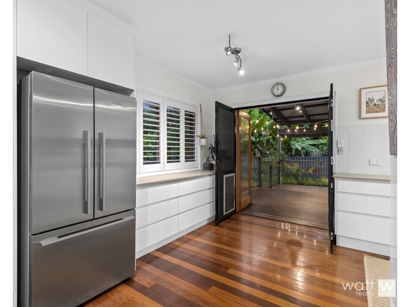 32 Tarnook Drive, Ferny Hills QLD 4055
