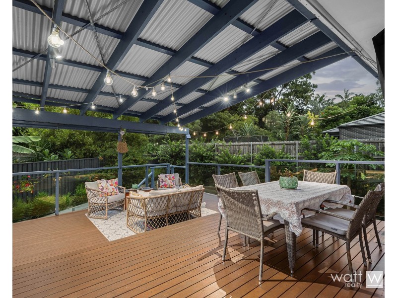 32 Tarnook Drive, Ferny Hills QLD 4055