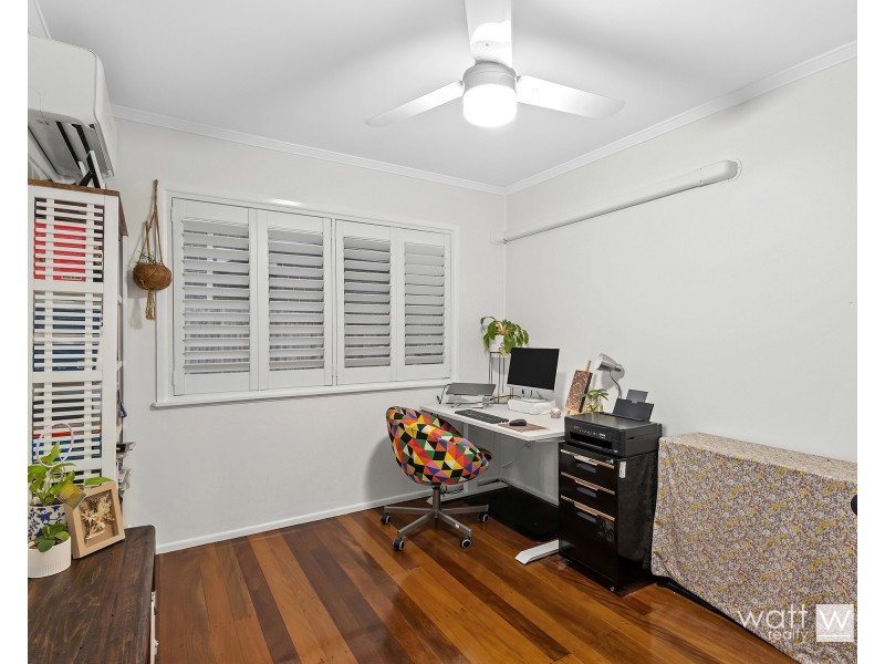 32 Tarnook Drive, Ferny Hills QLD 4055