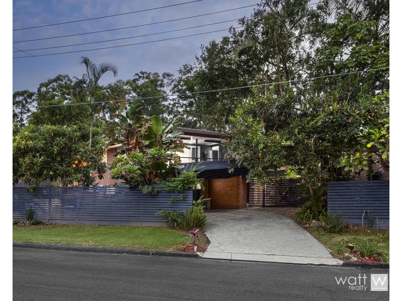 32 Tarnook Drive, Ferny Hills QLD 4055