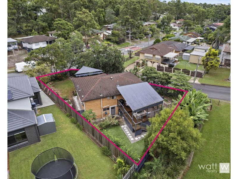 32 Tarnook Drive, Ferny Hills QLD 4055