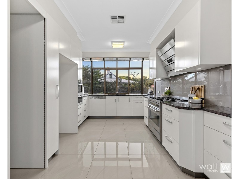 1 Salim Court, Carseldine QLD 4034