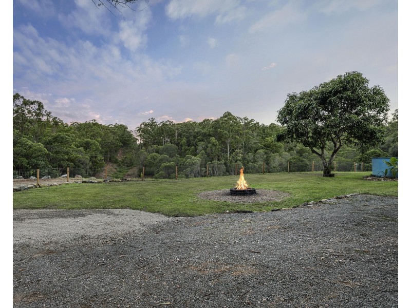 37 Smiths Road North, Kurwongbah QLD 4503