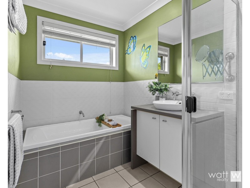 29 Somerset Drive, Carseldine QLD 4034