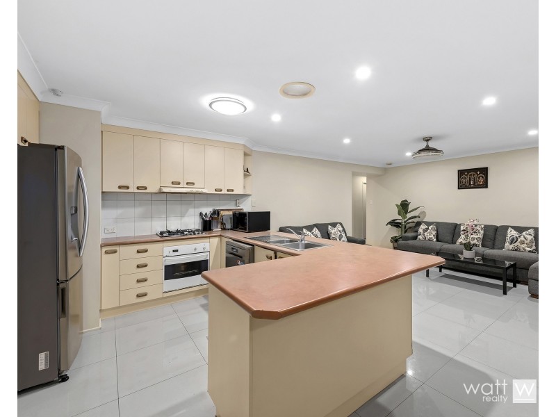 14 Bearke Place, Bracken Ridge QLD 4017