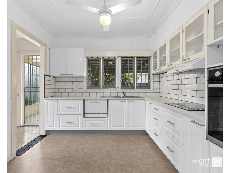 3 Macedon Street, Wavell Heights QLD 4012