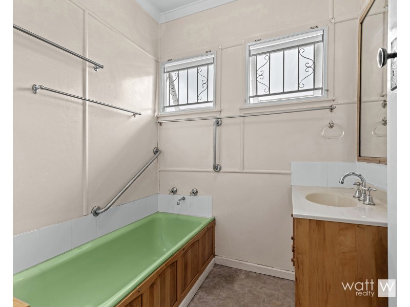 3 Macedon Street, Wavell Heights QLD 4012