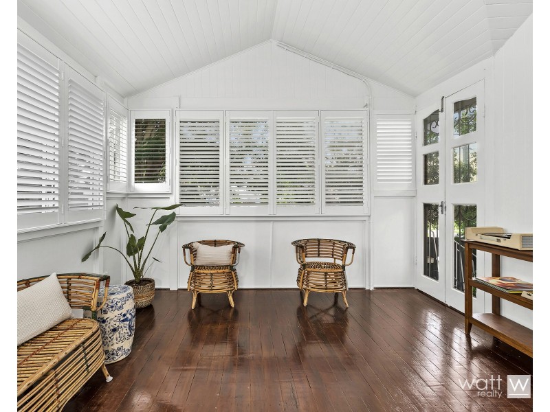 2 Quandeine Street, Stafford QLD 4053